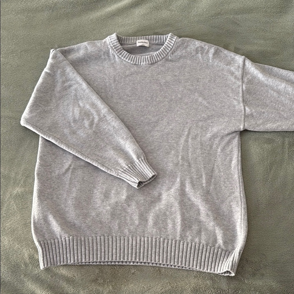 Aritzia Sunday Best
Peggy Sweater